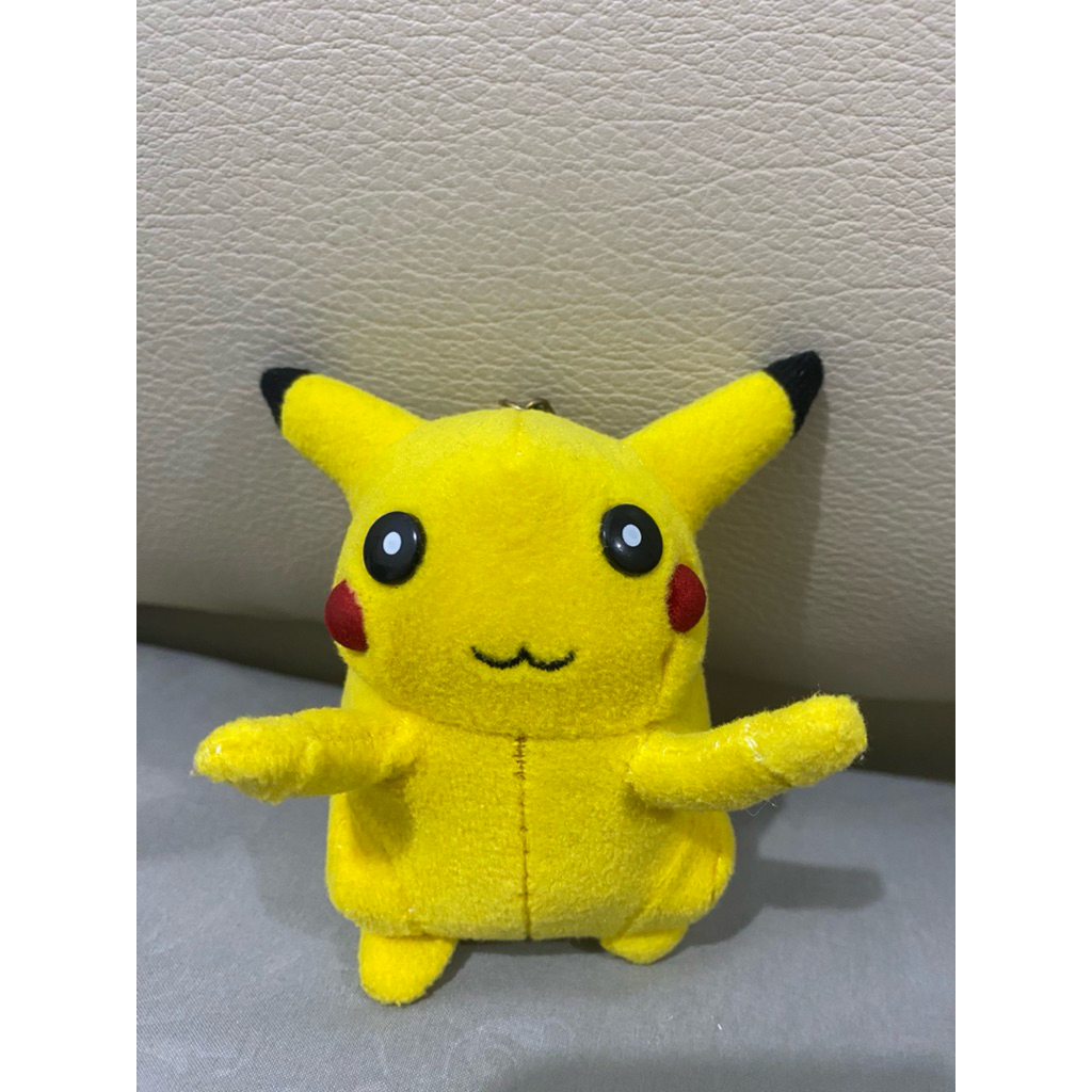 Mainan gantungan kunci Boneka Elektrik Pikachu TOMY Vintage