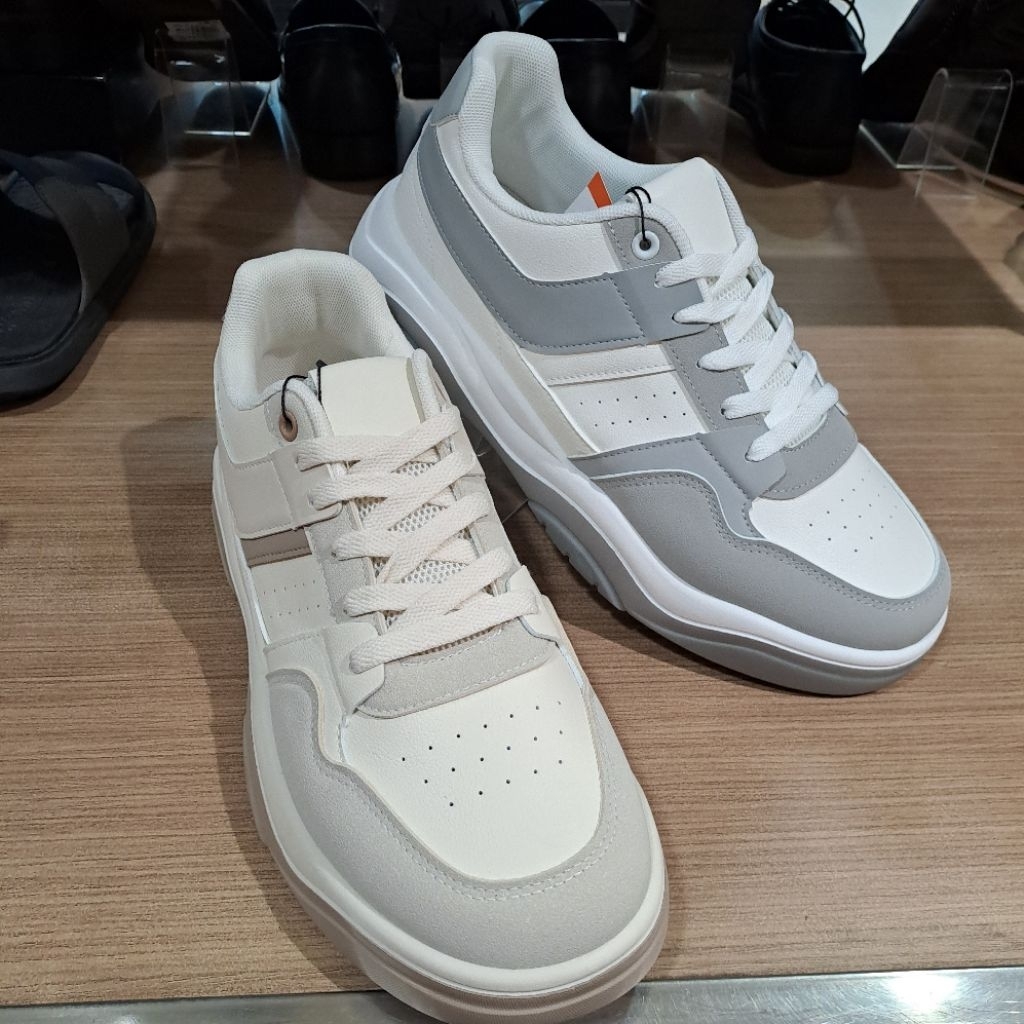 sepatu sneakers pria  nevada by matahari