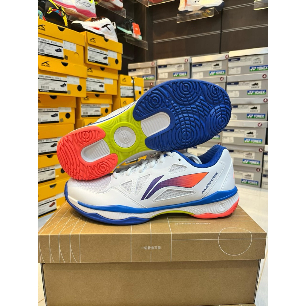 CUCI GUDANG SEPATU LINING HALBERD STRIKE FREE KAOS KAKI + GRIP SEPATU BADMINTON LINING HALBERD