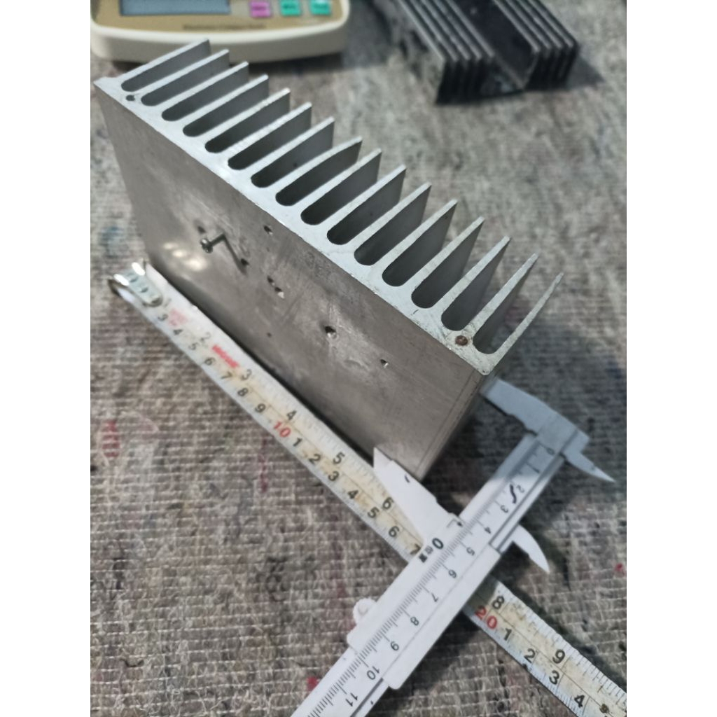 Pendingin Transistor Tebal 5mm full Sirip yang kokoh