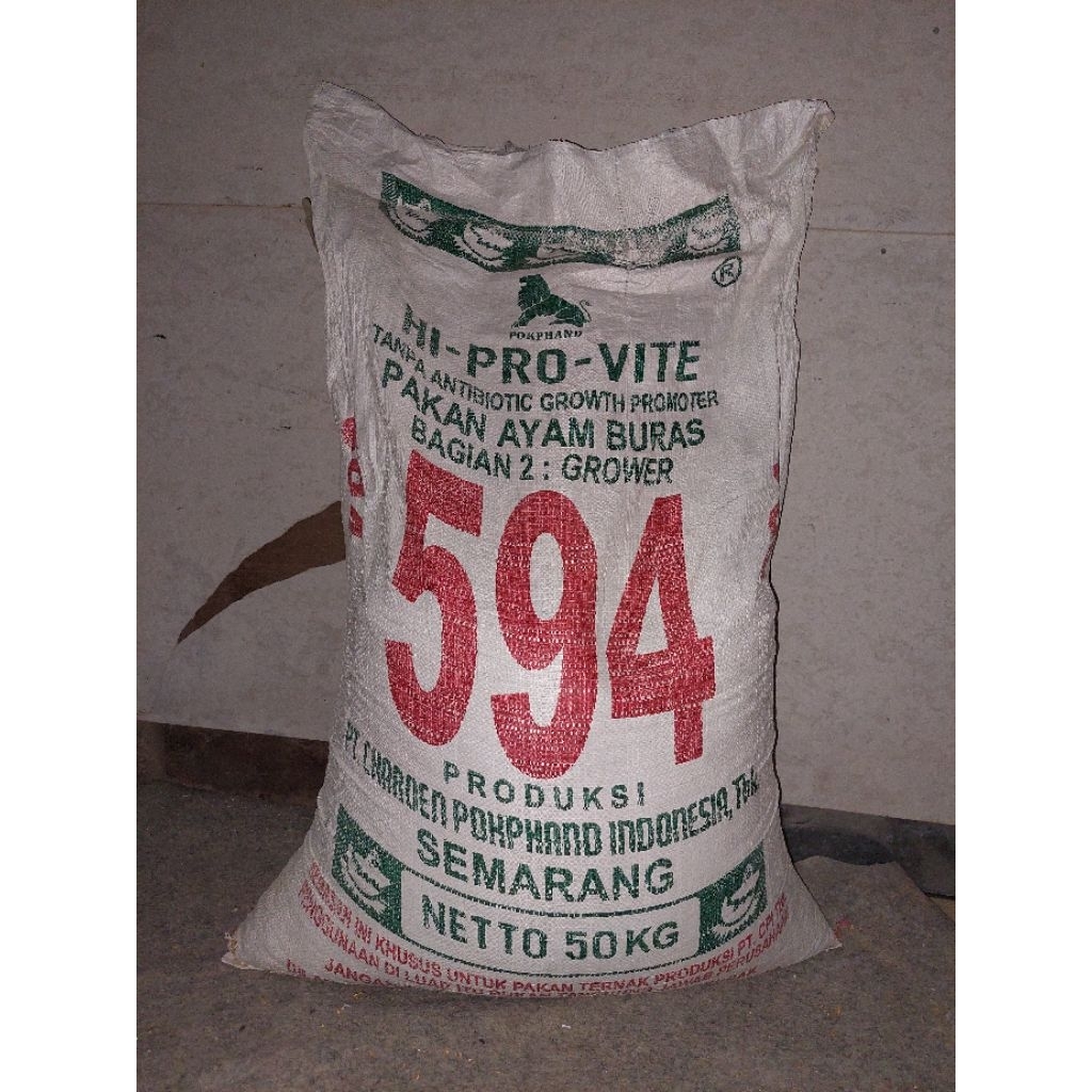 Pakan ayam Hi-Pro-vite 594