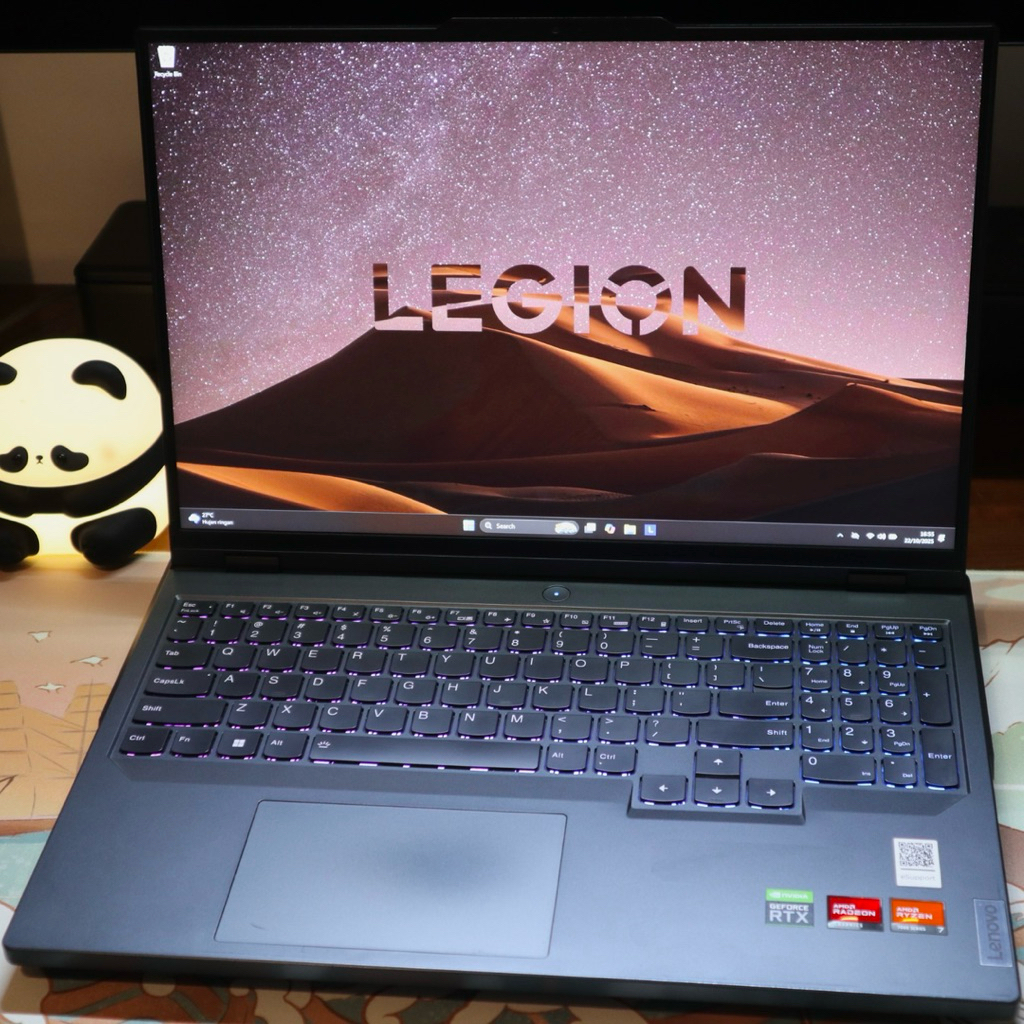 Legion 5 Pro RTX 4070 8GB I Ryzen 7 7745HX