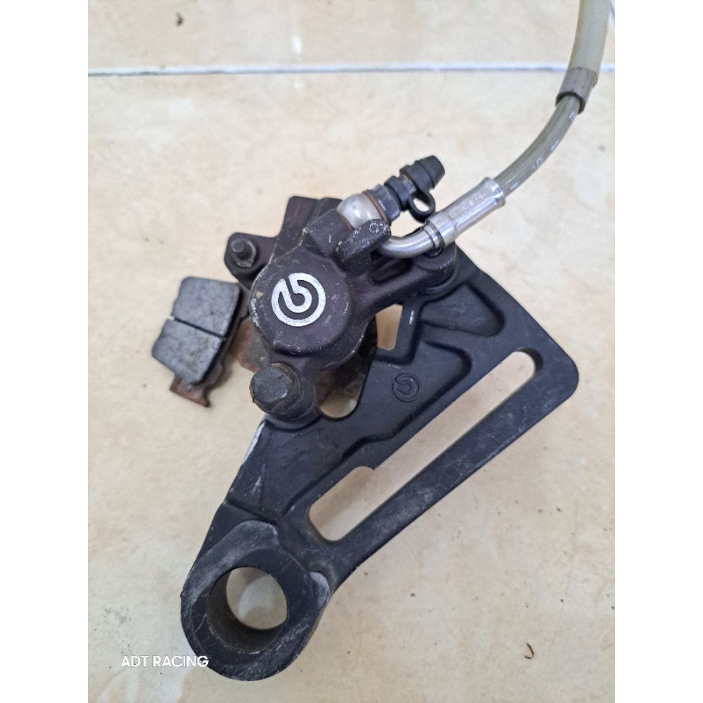 rem kaliper brembo ktm belakang set Master brembo