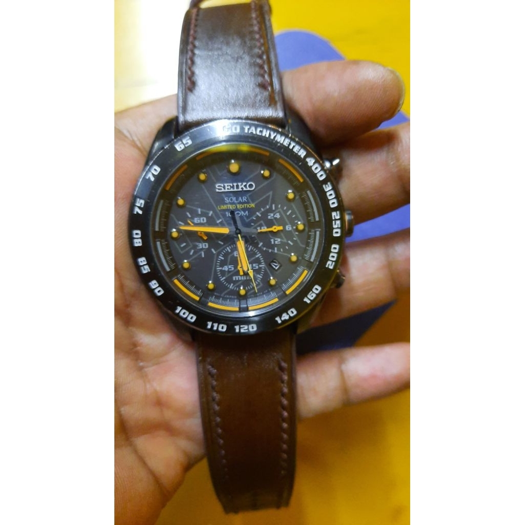 seiko chronograph solar limited edition v157 0bd0