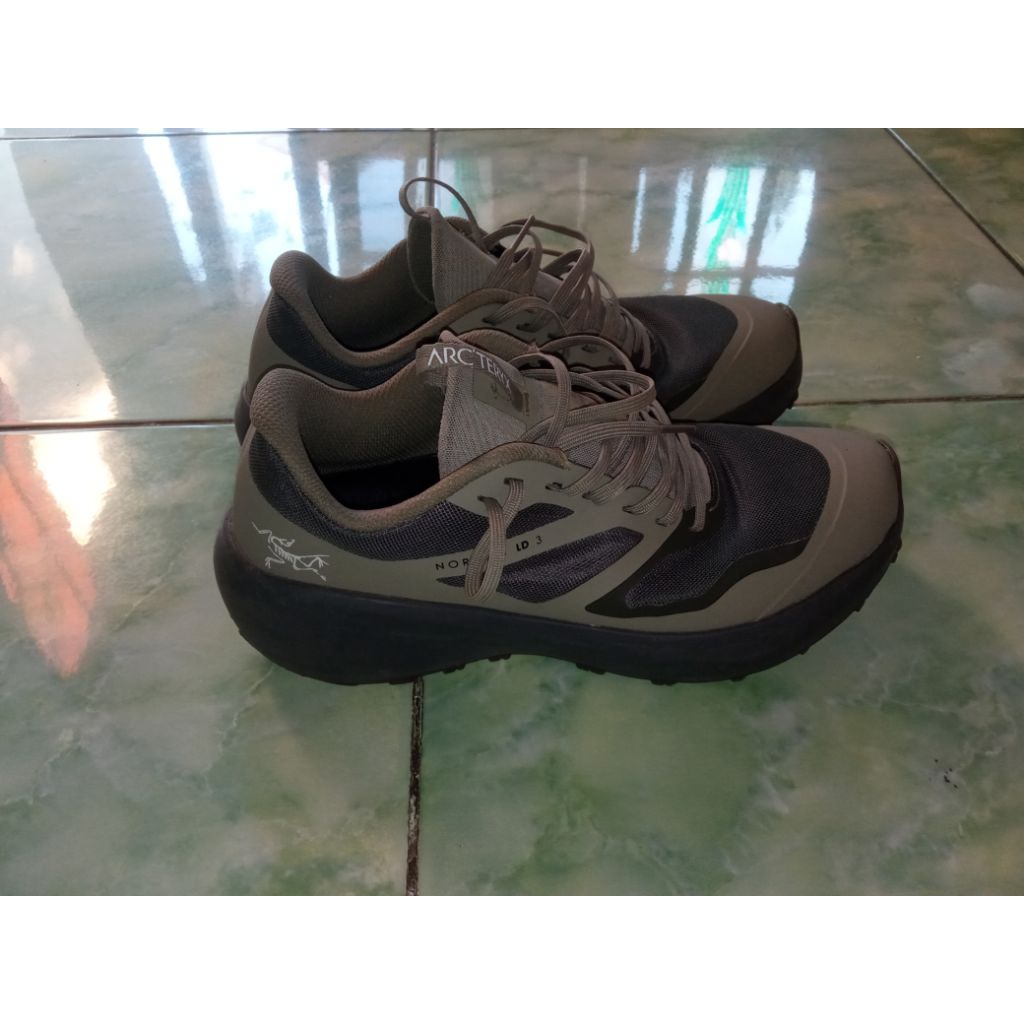 Sepatu Trail running  Second Arcteryx