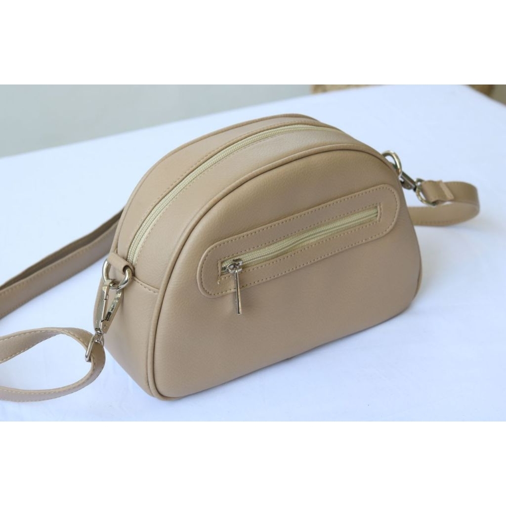 Tas Slempang Wanita Kecil Simple