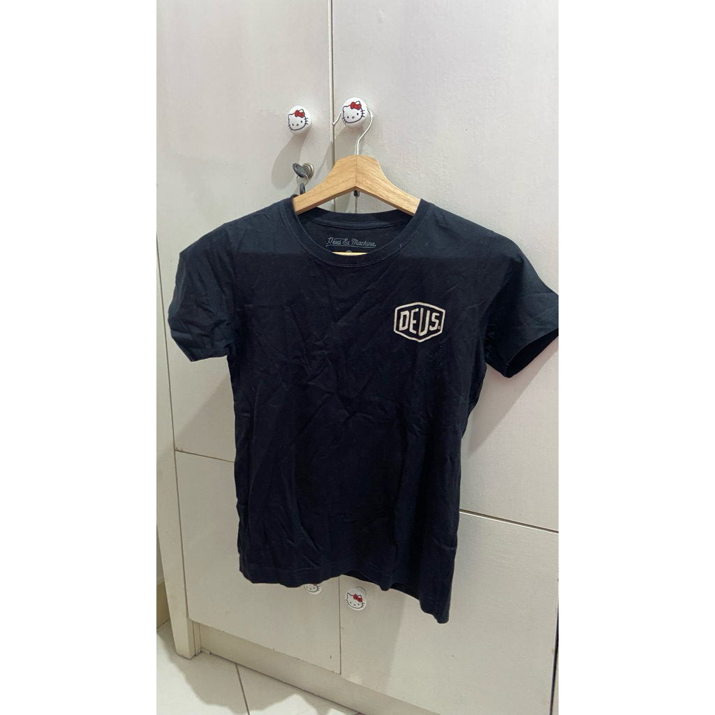 Preloved Deus Ex Machina