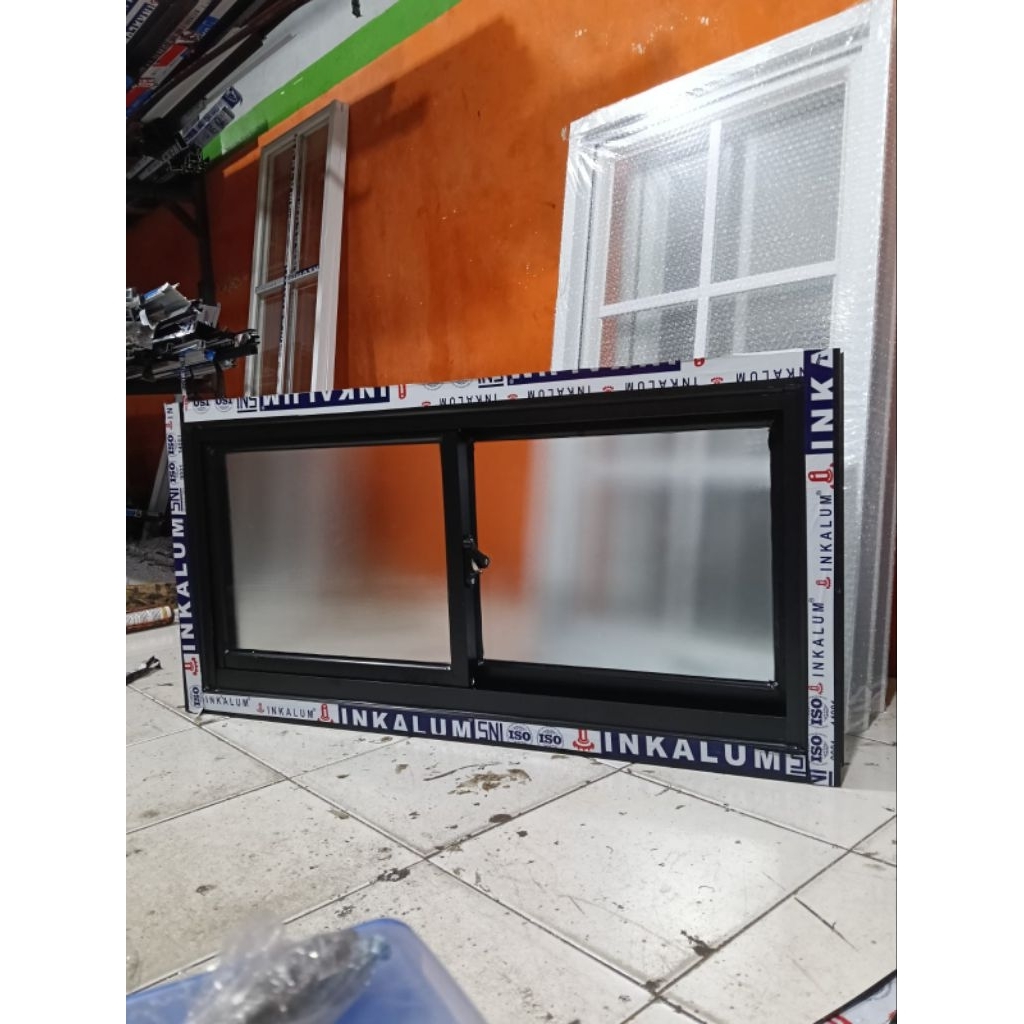 jendela aluminium sliding dua daun Uk L120 X T80