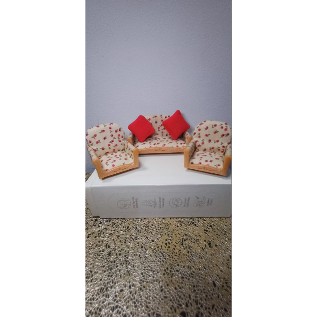 sylvanian families sofa preloved