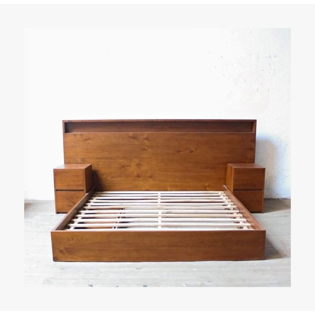 Dipan Kayu Jati Modern 4 Laci Samping