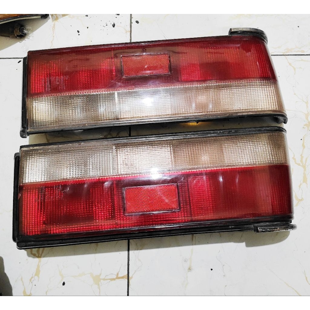 stop lamp lampu belakang mazda 323 trendy 1988 1989 original