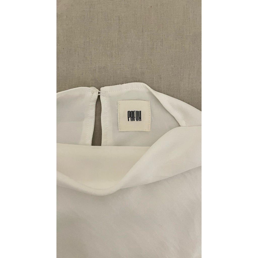 Pafon - Oza Top - White (Preloved)