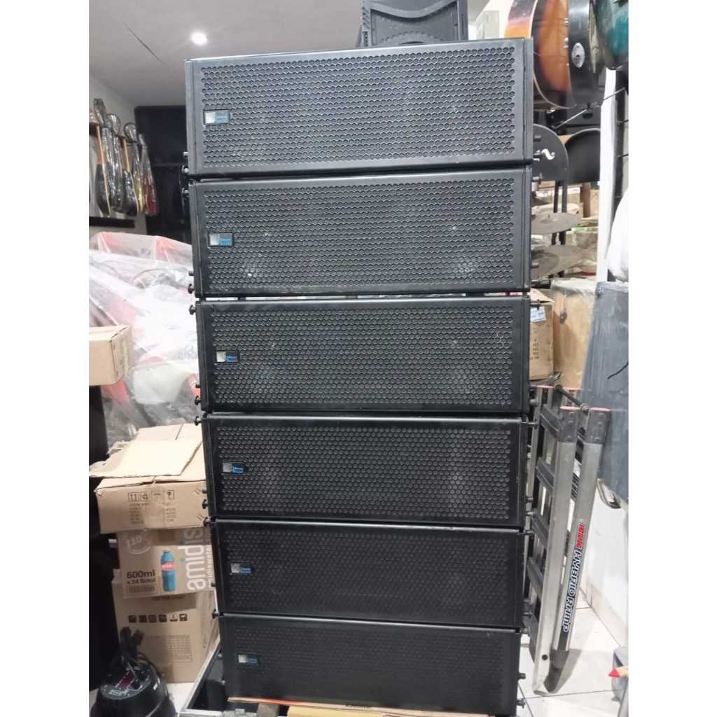 Meyer Sound Melodie Powered Line Array Speaker