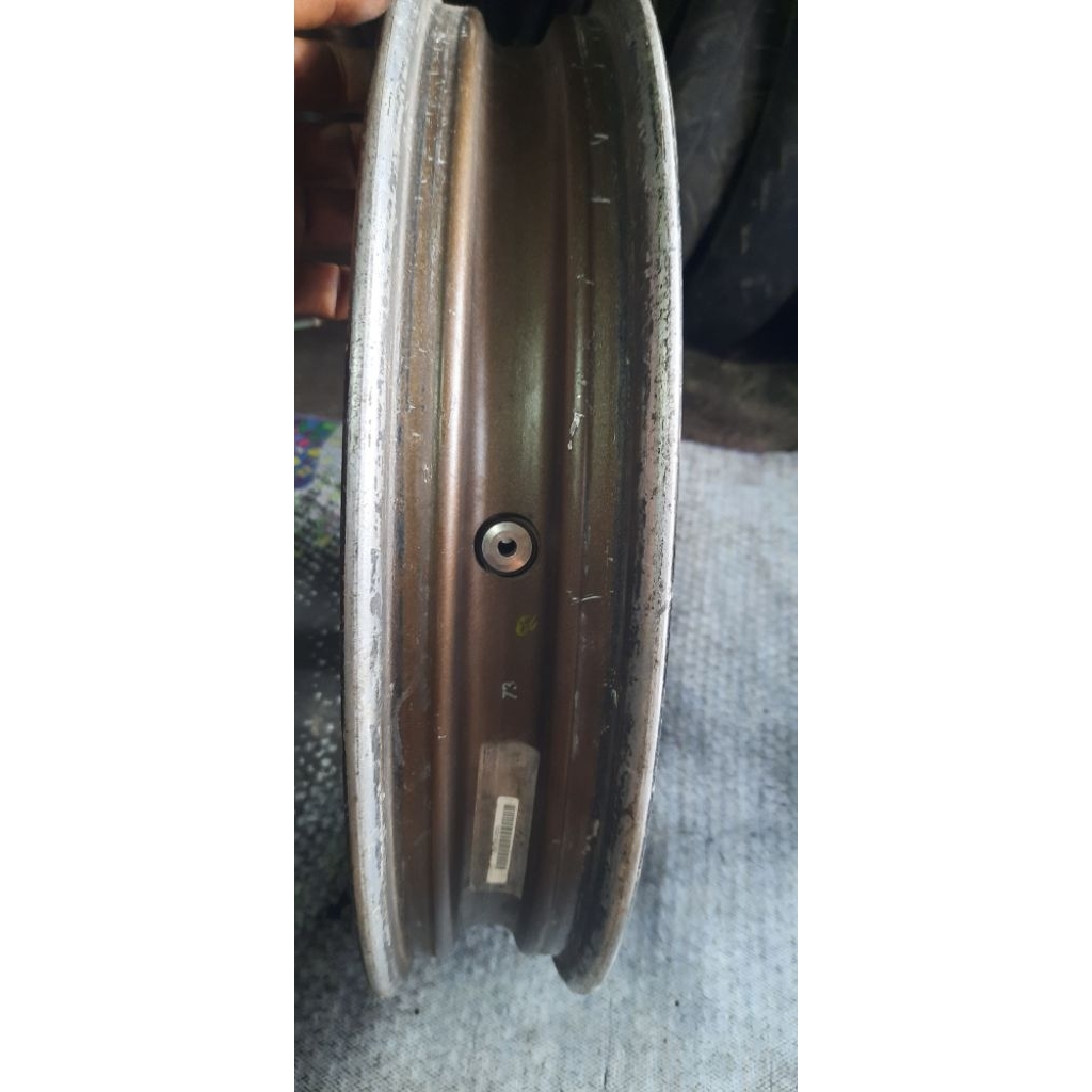 velg  dpan blkang kawasaki ninja rr original