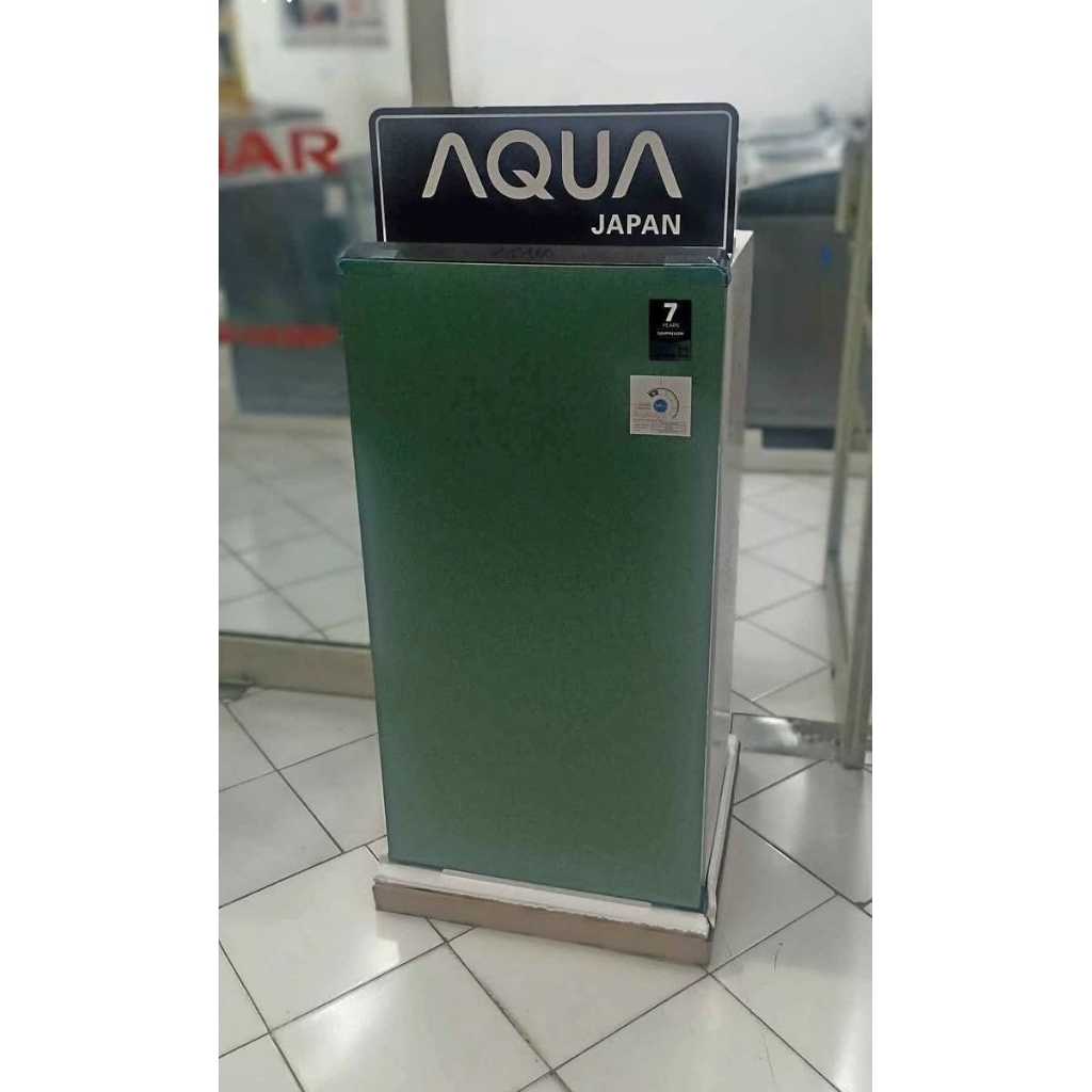 Kulkas 1 Pintu AQUA AQR D185 MPE / MME 145 Liter Big Freezer 50 Watt