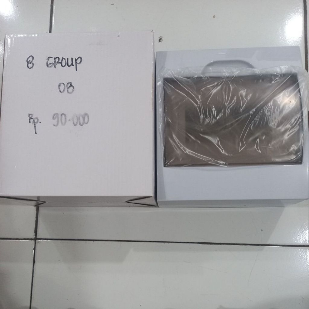 BOX MCB LARKIN 8 GRUP OUTBOW