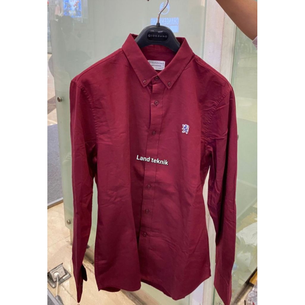 kemeja lengan panjang pria kemeja mini lion BURGUNDY giordano original
