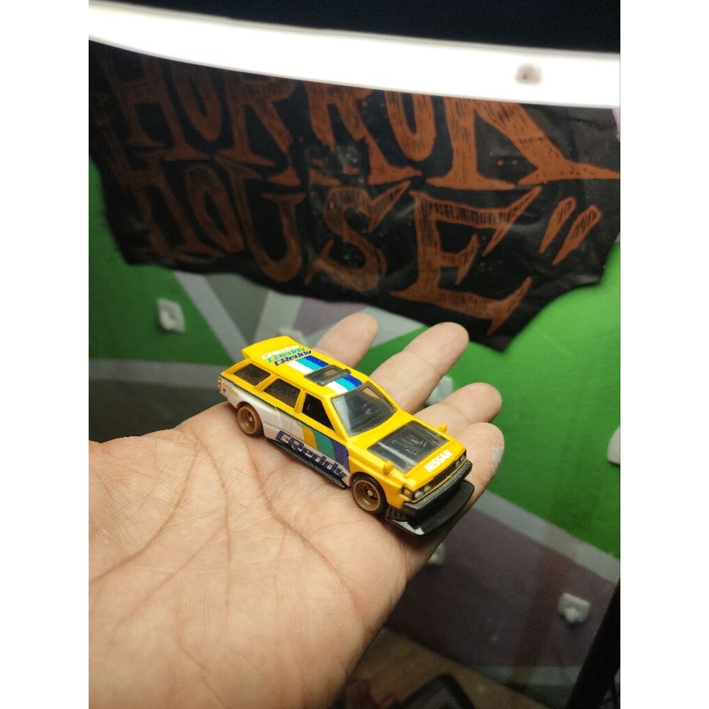 hotwheels Nissan maxima