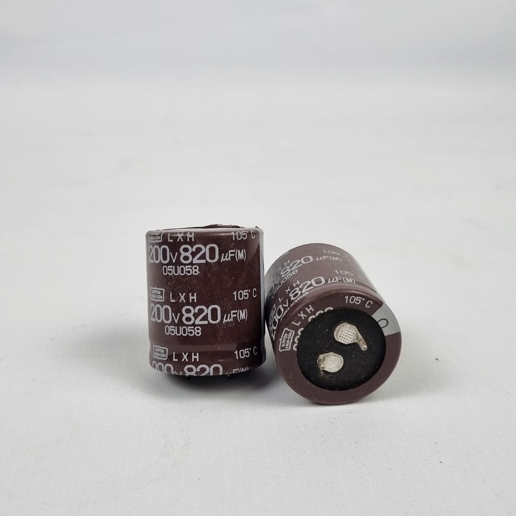 ELCO Capacitor 200V 680UF