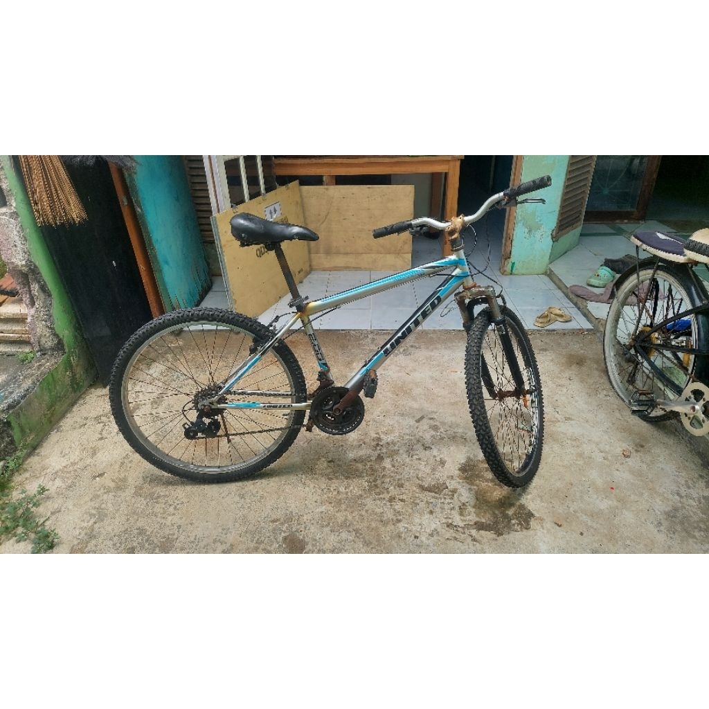 sepeda mtb united monanza 2.0