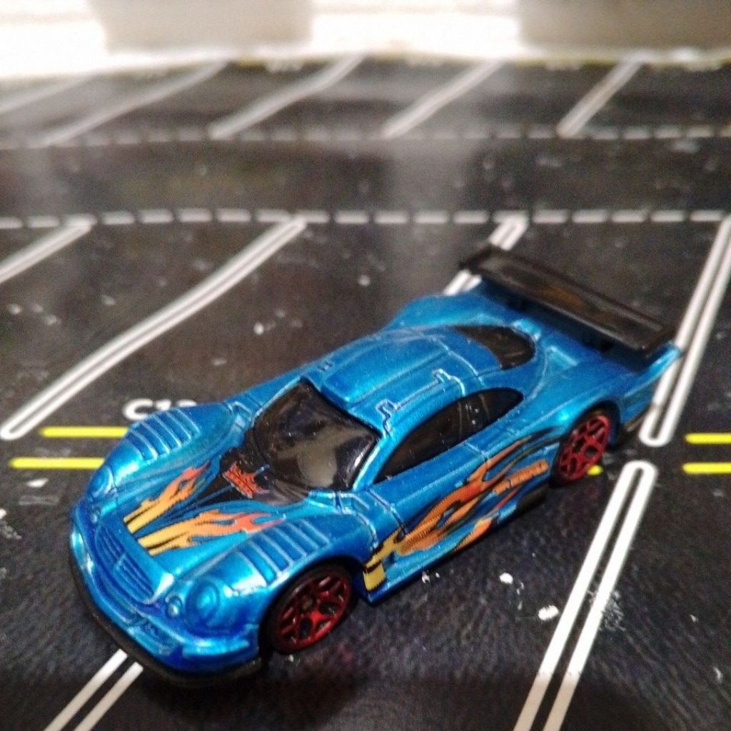 Hot Wheels Mercedes CLK-LM