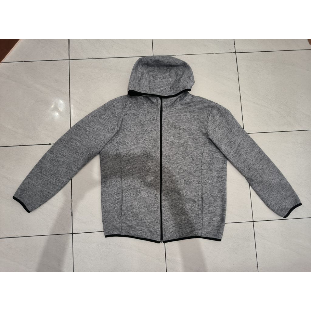 Uniqlo Blocktech Zipper Hoodie size XL fit L