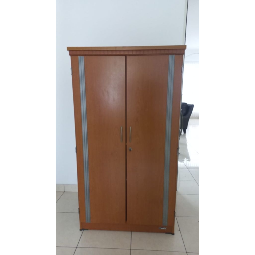 Lemari kayu wooden wardrobe meja belajar komputer computer study table bekas murah bagus