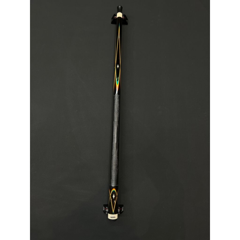 PREDATOR LIMITED EDITION DOUBLE BUTTERFLY EBONY POOL CUE