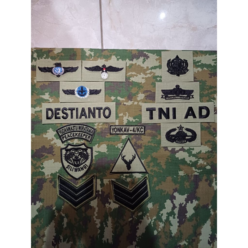 Atribut TNI terbaru /bordir tni 1 SETT SAGE (perkeras)