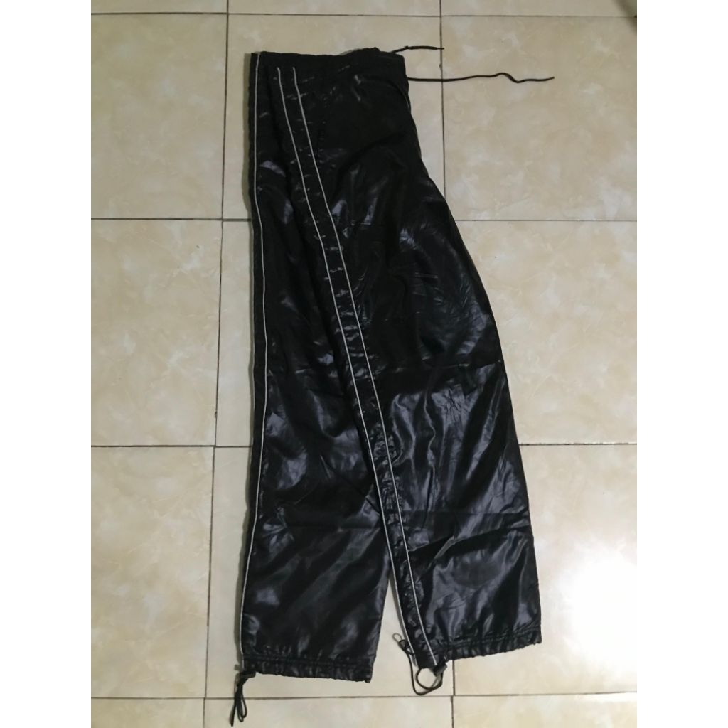 Thrift Celana Outdoor