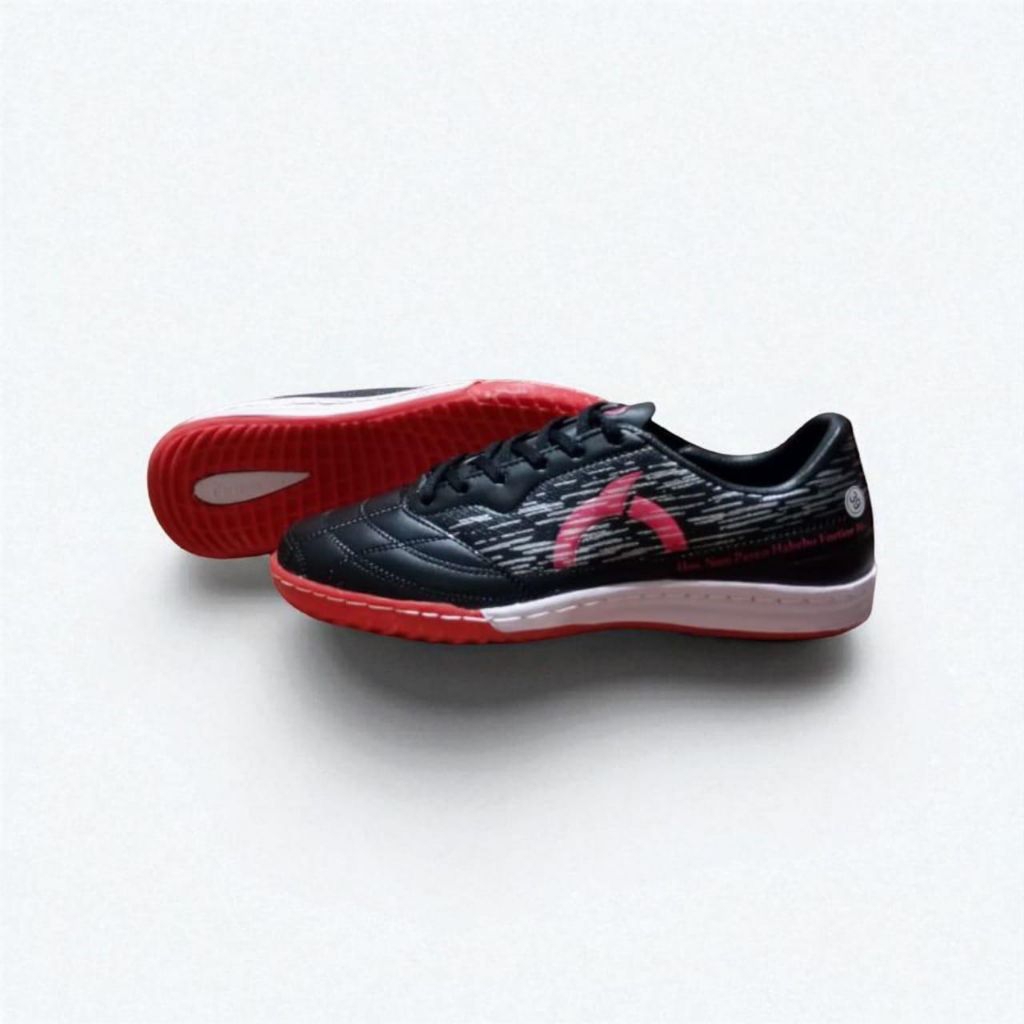 ORTUSEIGHT Maister Sepatu Futsal Free Di Sol