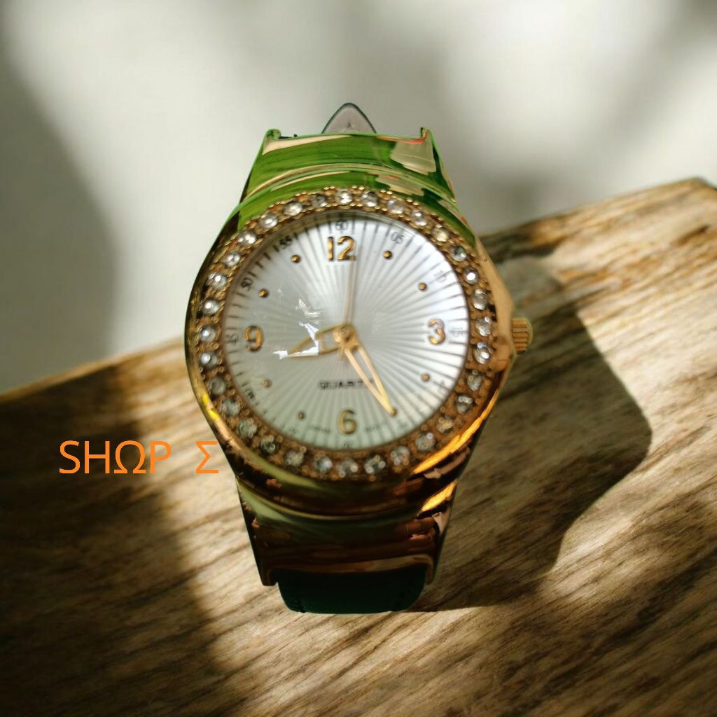 Jam tangan wamita tali kulit hitam (no brand but import) like new preloved seken bekas