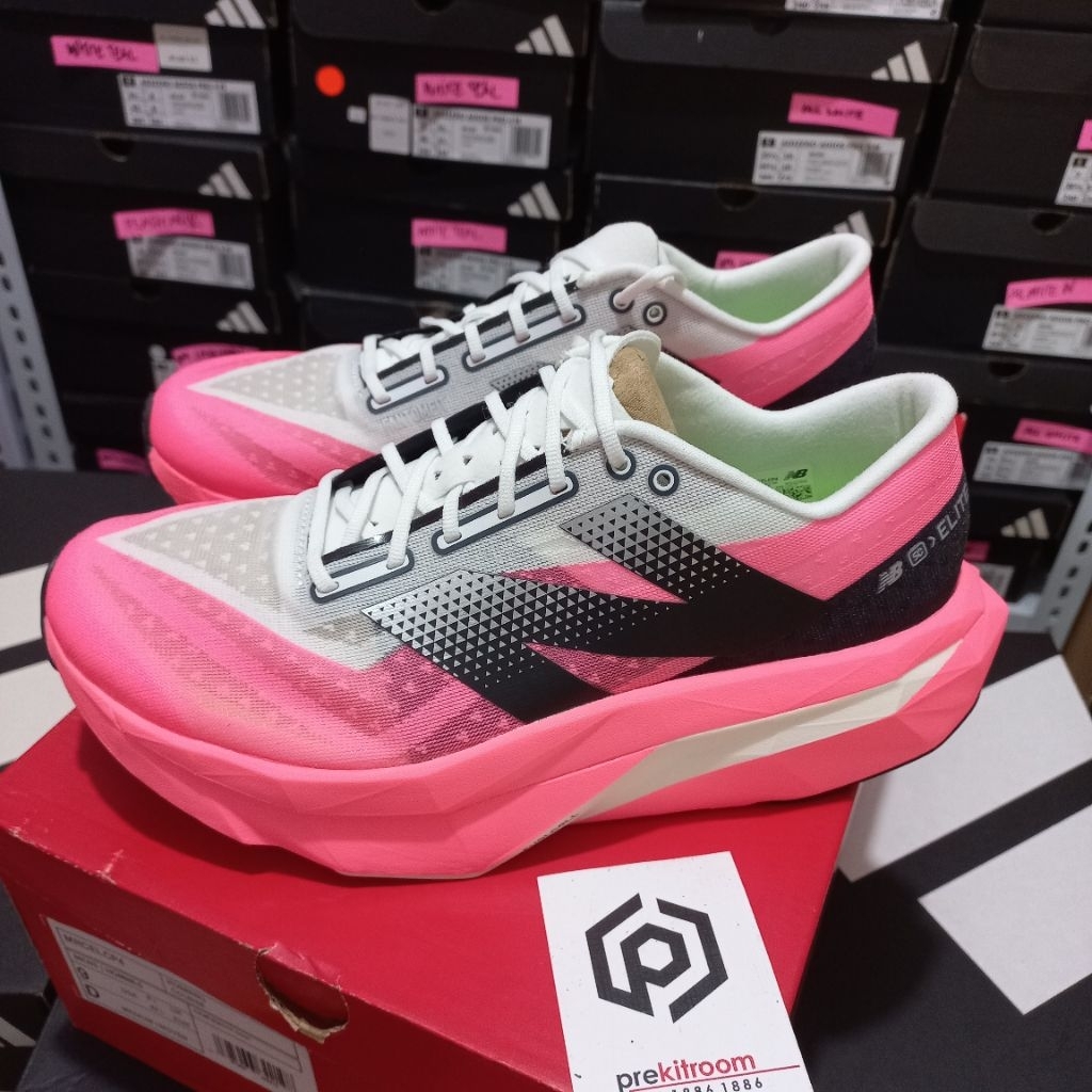 New Balance Fuelcell SC Elite V4 Men's Running Shoes Original BNIB Resmi