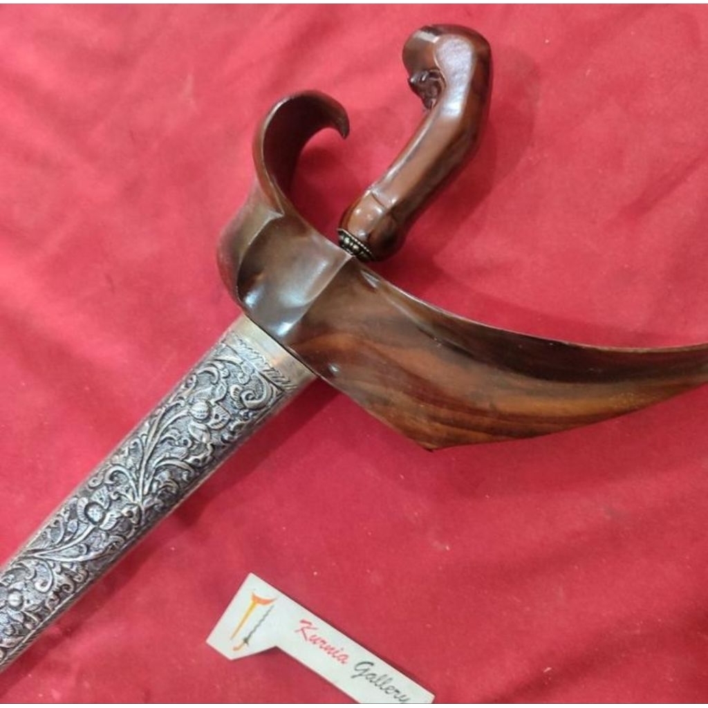 Keris Sengkelat pamor Lar gangsir