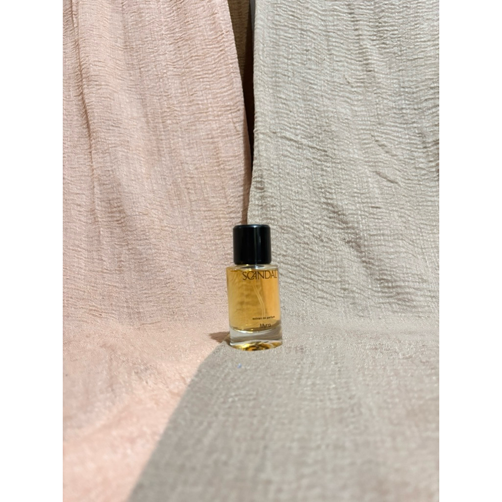 Myra parfum preloved myra scandal myra vanille myra purple musk myra wood and sage