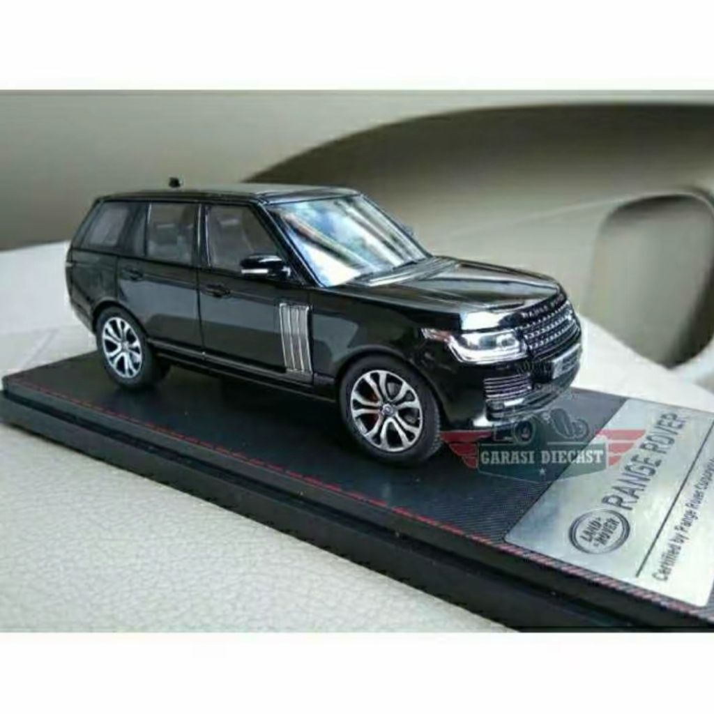 Diecast LCD 1/43 Range Rover SV AUTOBIOGRAPHY black