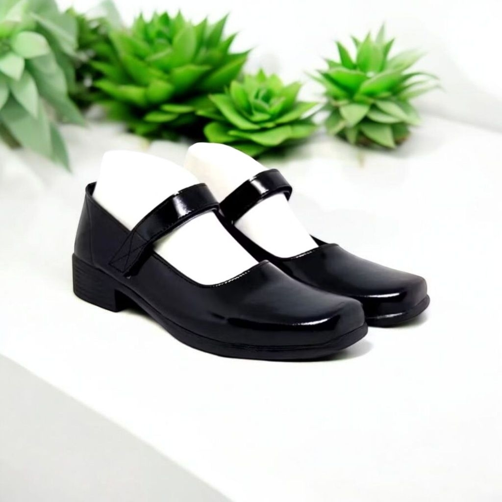 SEPATU PASKIBRA/SEPATU SEKOLAH WANITA SMP SMA
