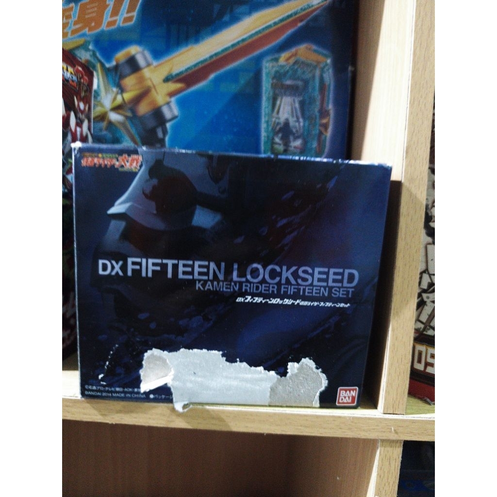 DX Lockseed Fifteen Kamen Rider Gaim