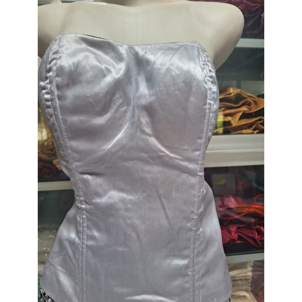 Preloved Longtorso abuabu ByAnikhs