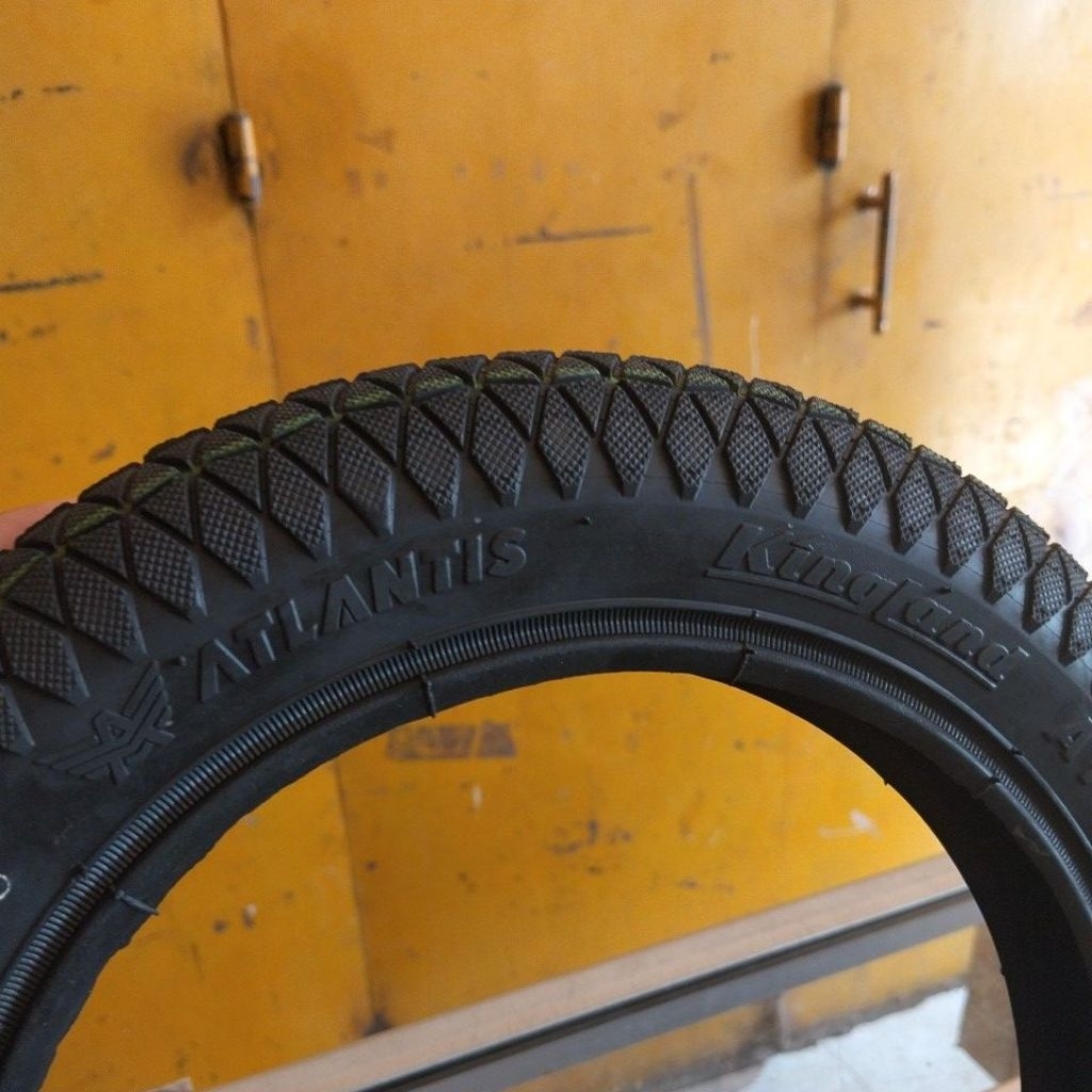 Ban Luar Sepeda 12  1/2 x 2 1/4 Atlantis