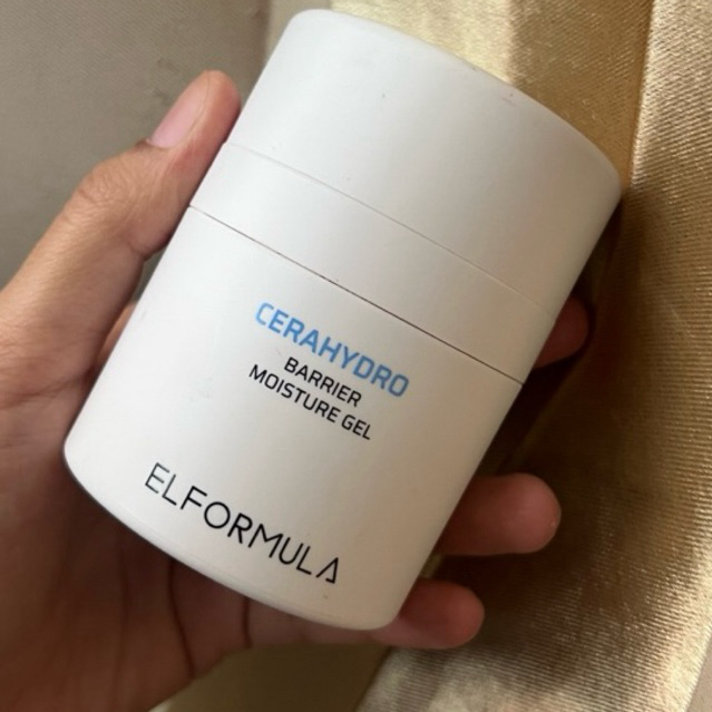 PRELOVED DRY SHAMPOO COLAB CAR CHARGER