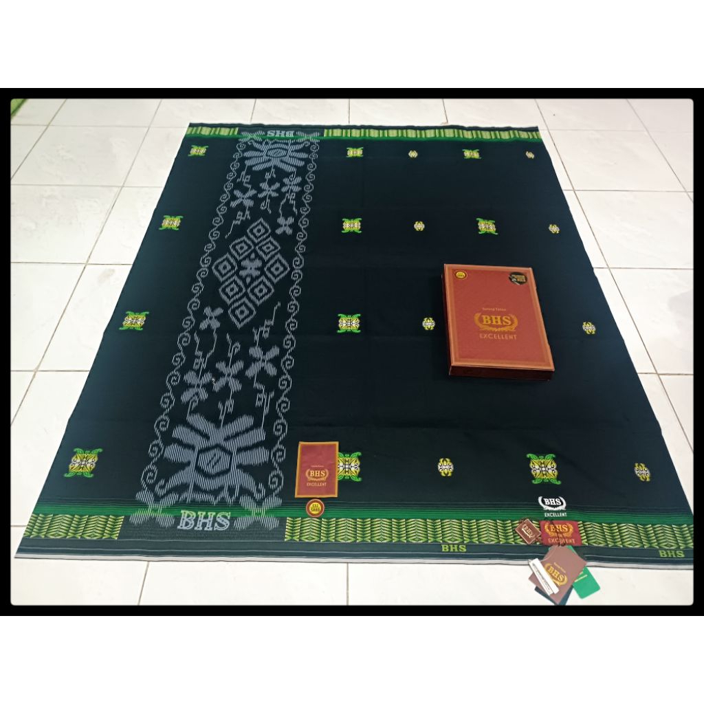 SARUNG BHS Excellent Tumpal kembang ada tanda tangan bahan mesres kwalitas terjamin