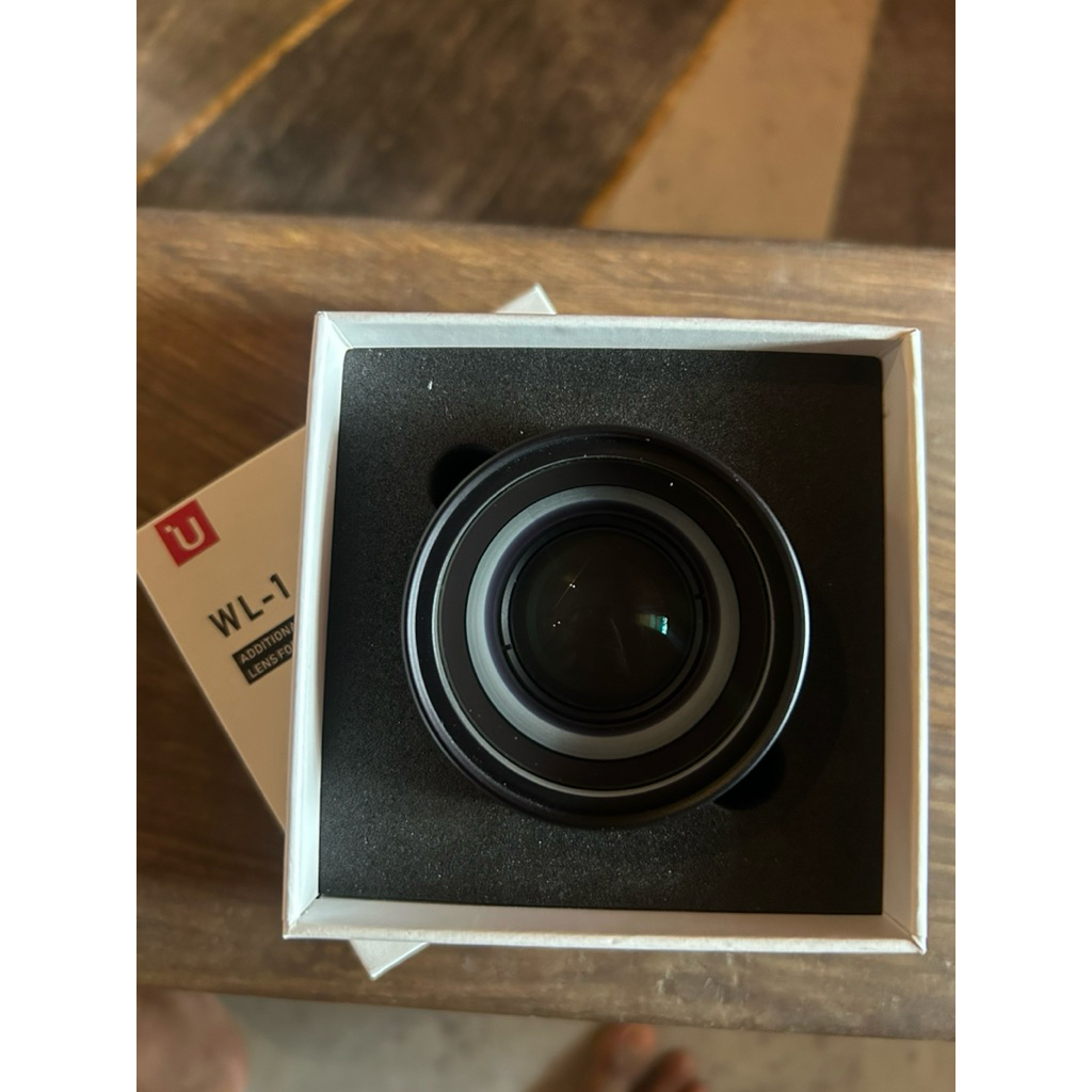Ulanzi WL-1 52mm Wide Angle & Macro Lens for SONY ZV-1/RX100 VII second
