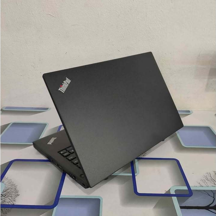 Laptop Lenovo Thinkpad X270 / Core i7 Gen 7