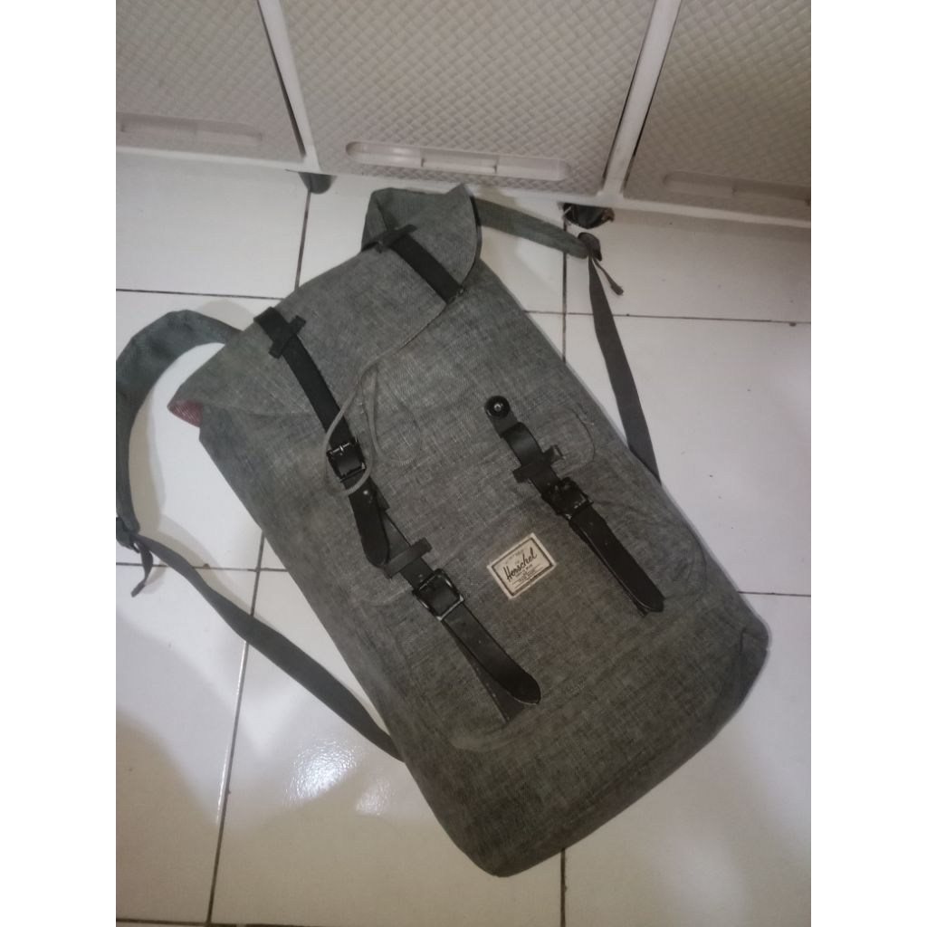 RANSEL SERUT LAPTOP HERSCHEL