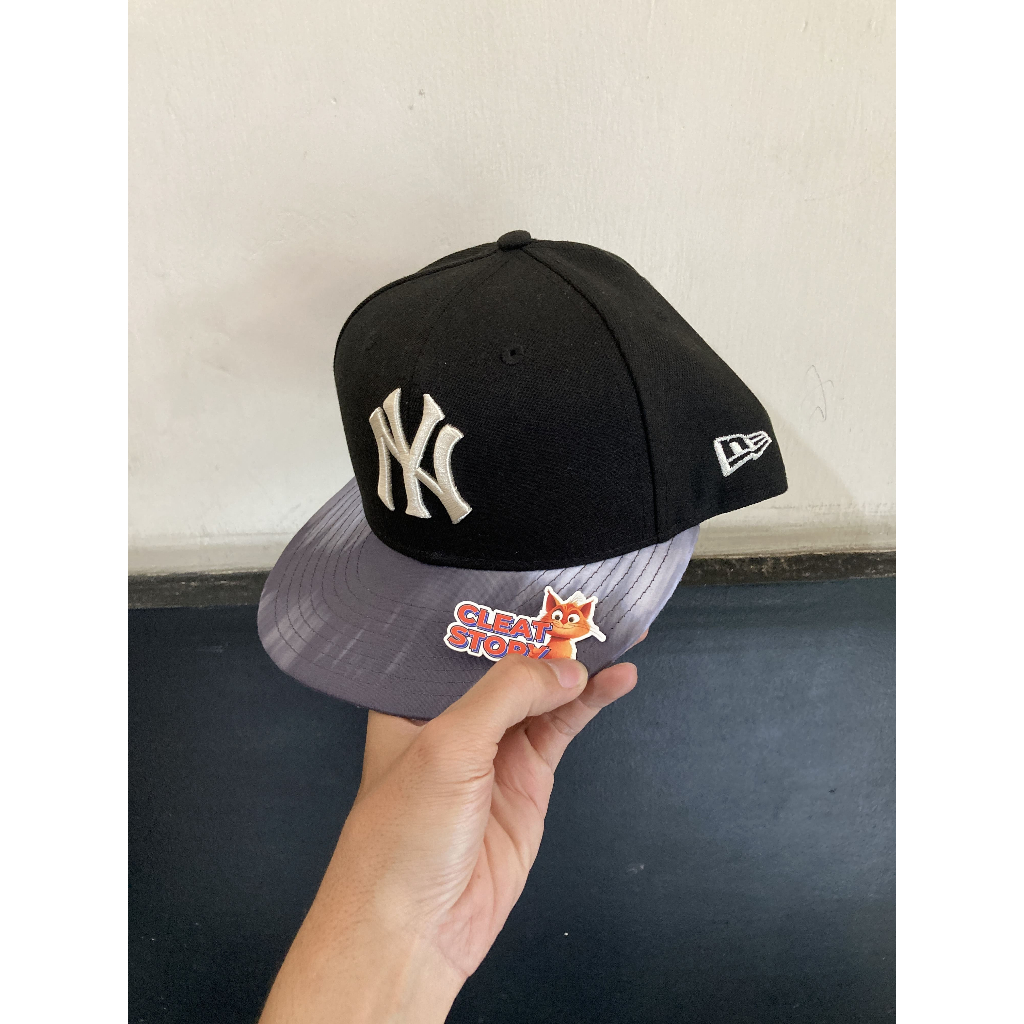 TOPI NE 950 STRAPBACK x MLB NY YANKEES SURREAL NATURE ORIGINAL NO BOX [14440908]