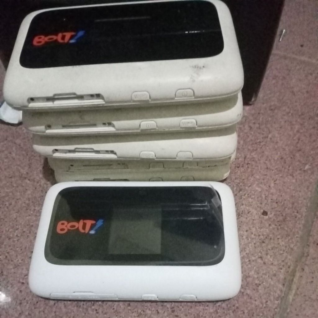 Modem bolt hydra mf910 original