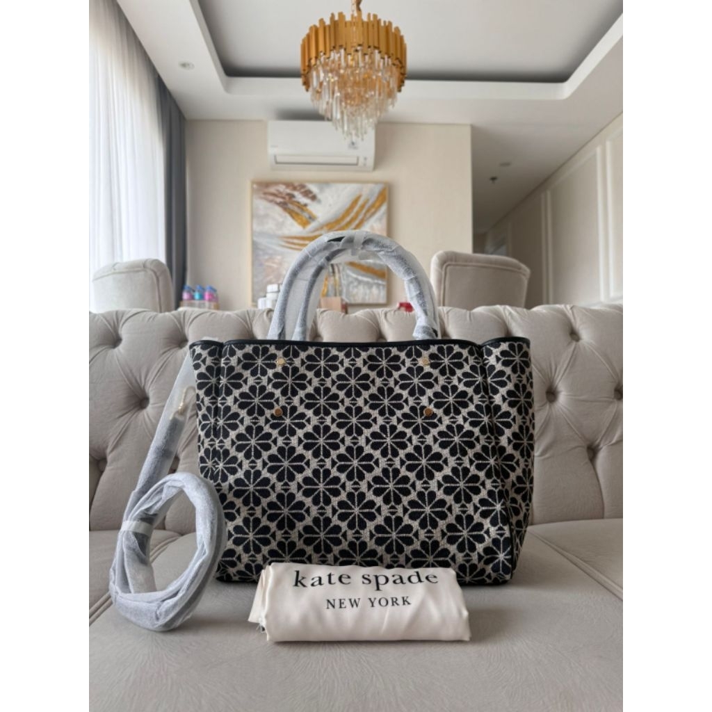 TAS WANITA KS FLOWER JACQUARD MEDIUM EVERYTHING TOTE BAG SAND MULTI