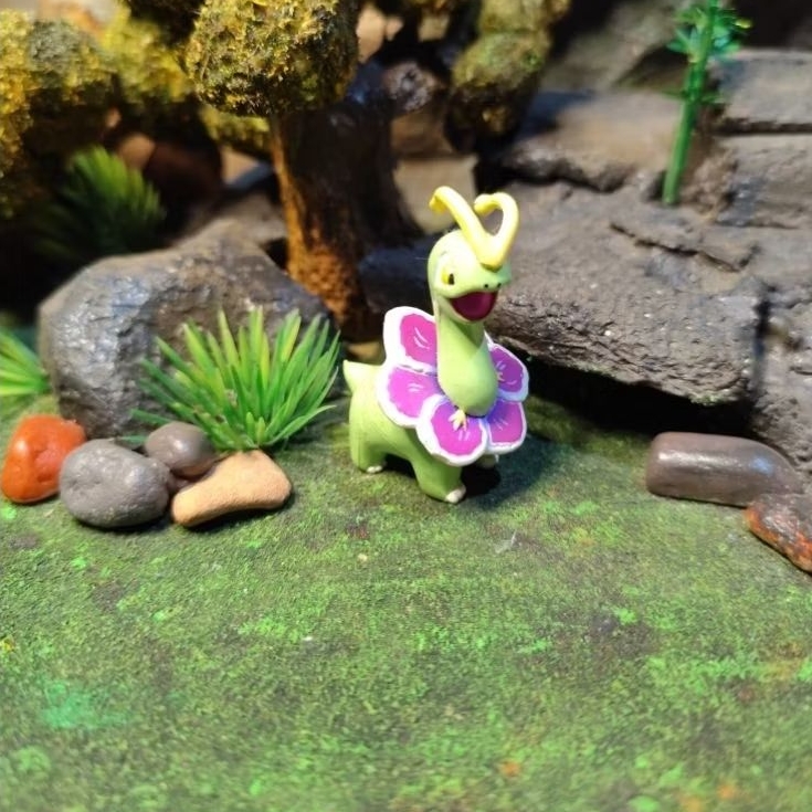pokemon figure - meganium - tomy