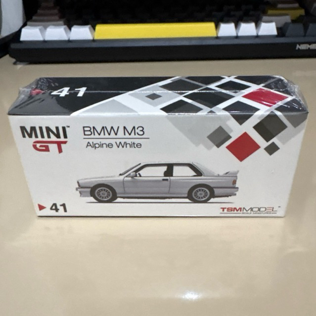 Mini GT BMW M3 Alpine White